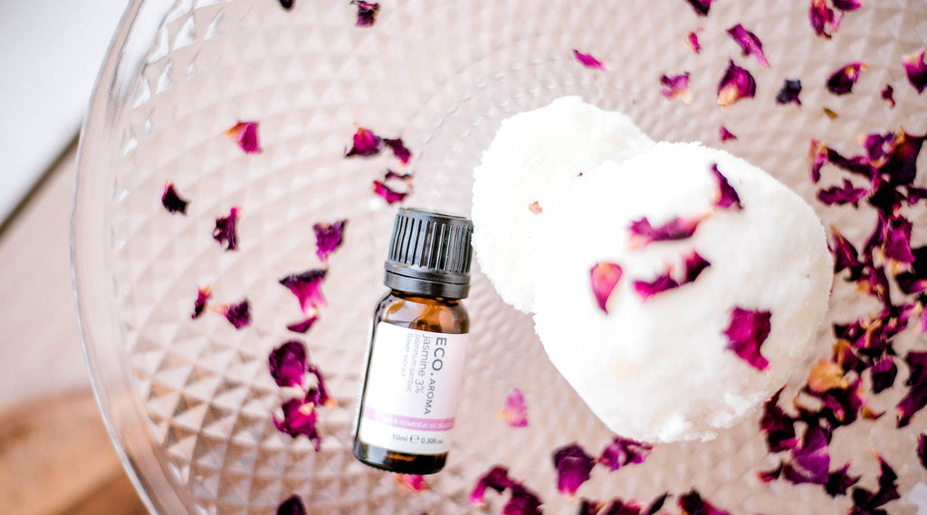 4 Ways to Use Essential Oils for Self Care